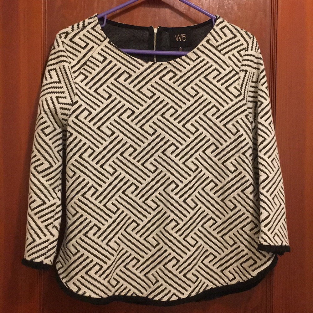 Patterned sweater